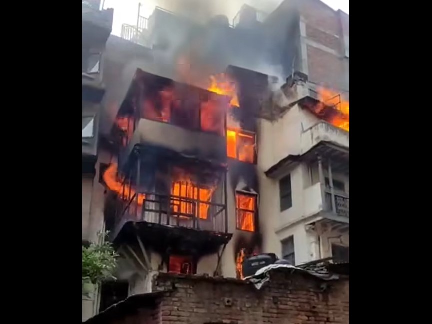 ग्यास चुहिएर आगलागी हुँदा एक जना महिलाको मृत्यु