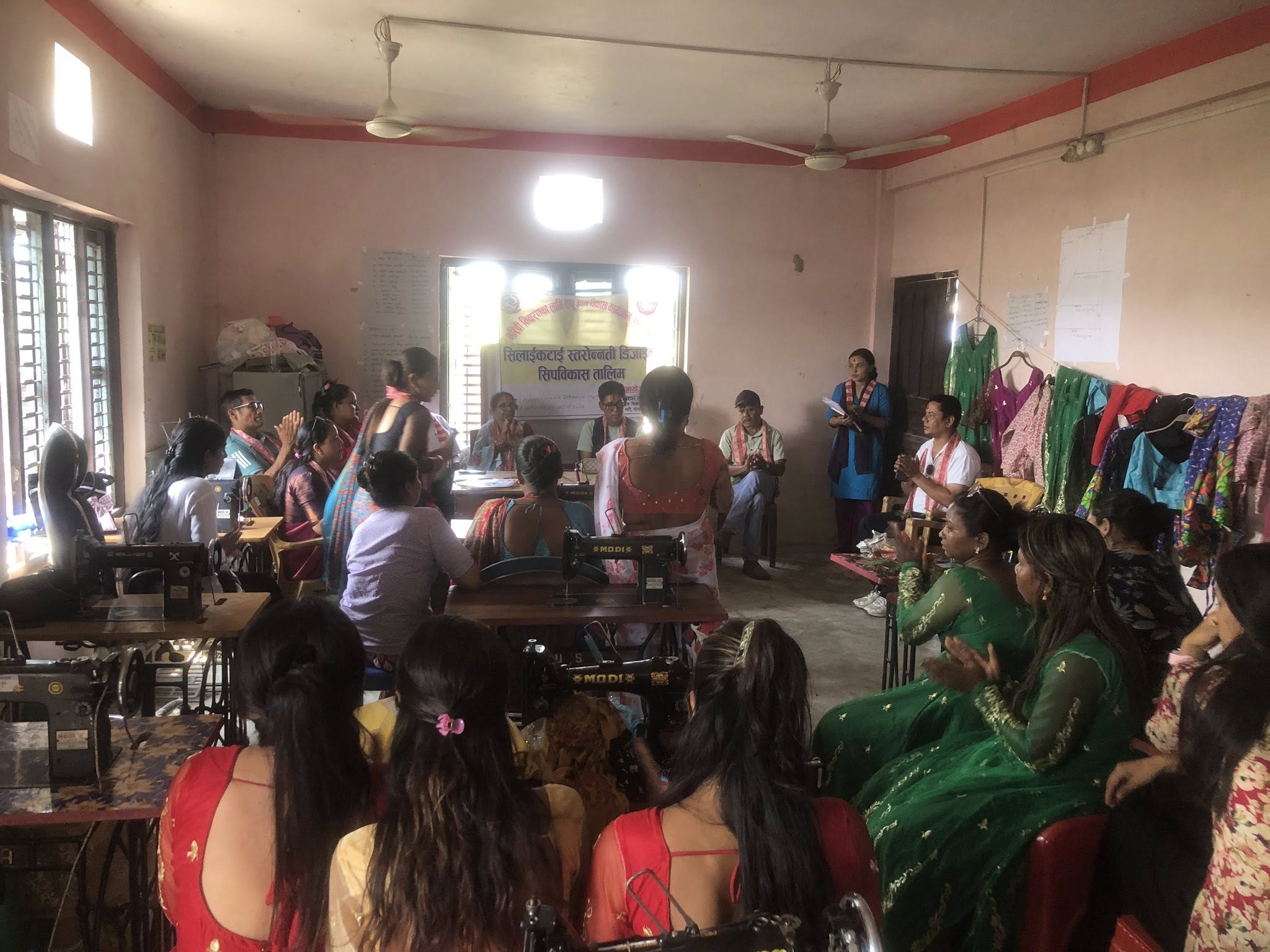 १ महिने स्तरोन्नति (एड्भान्स) सिलाई कटाइ तालिमको समापन