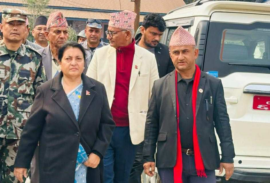 सुरक्षाबाहेक कुनै पनि सेवा सुविधा नलिने घोषणा