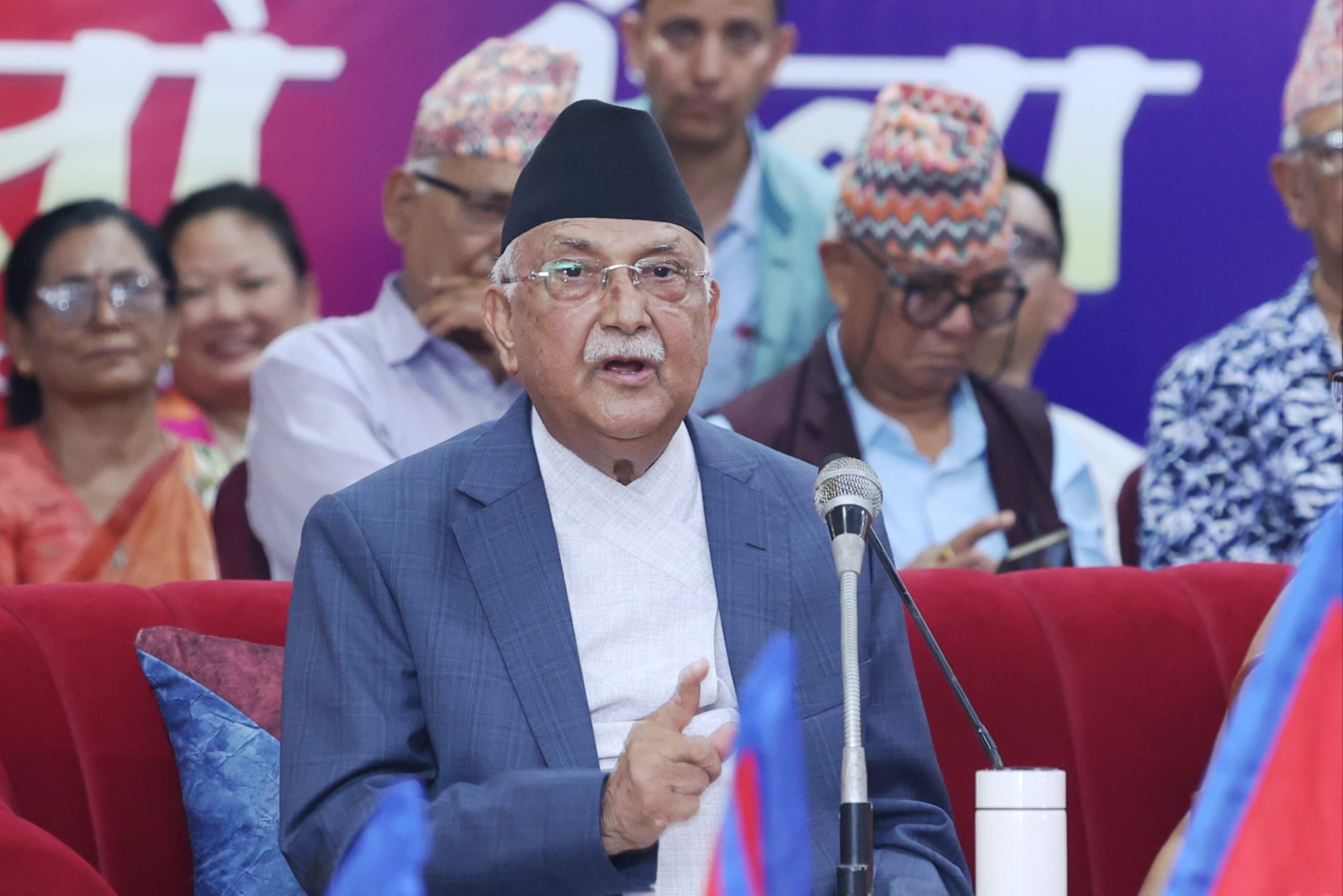 केपी ओली बिनाको एमाले होस भन्ने चाहाना पुरा हुदैँन्ः प्रधानमन्त्री