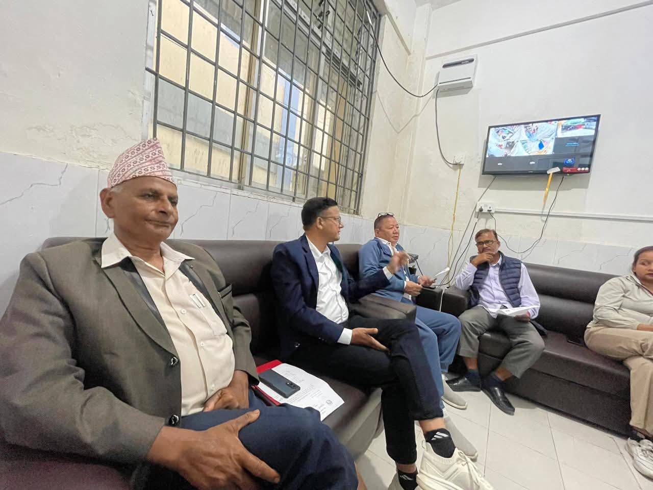 रतुवामाई नगर अस्पताल झुर्कियाको सेवा प्रभावकारिता बढाउन नियमित छलफल