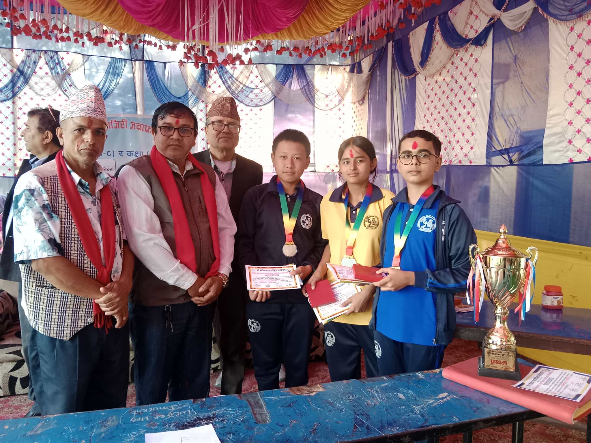 नगर स्तरीय हाजिरीजवाफ प्रतियोगितामा राधिका मावि उर्लाबारी–६ प्रथम