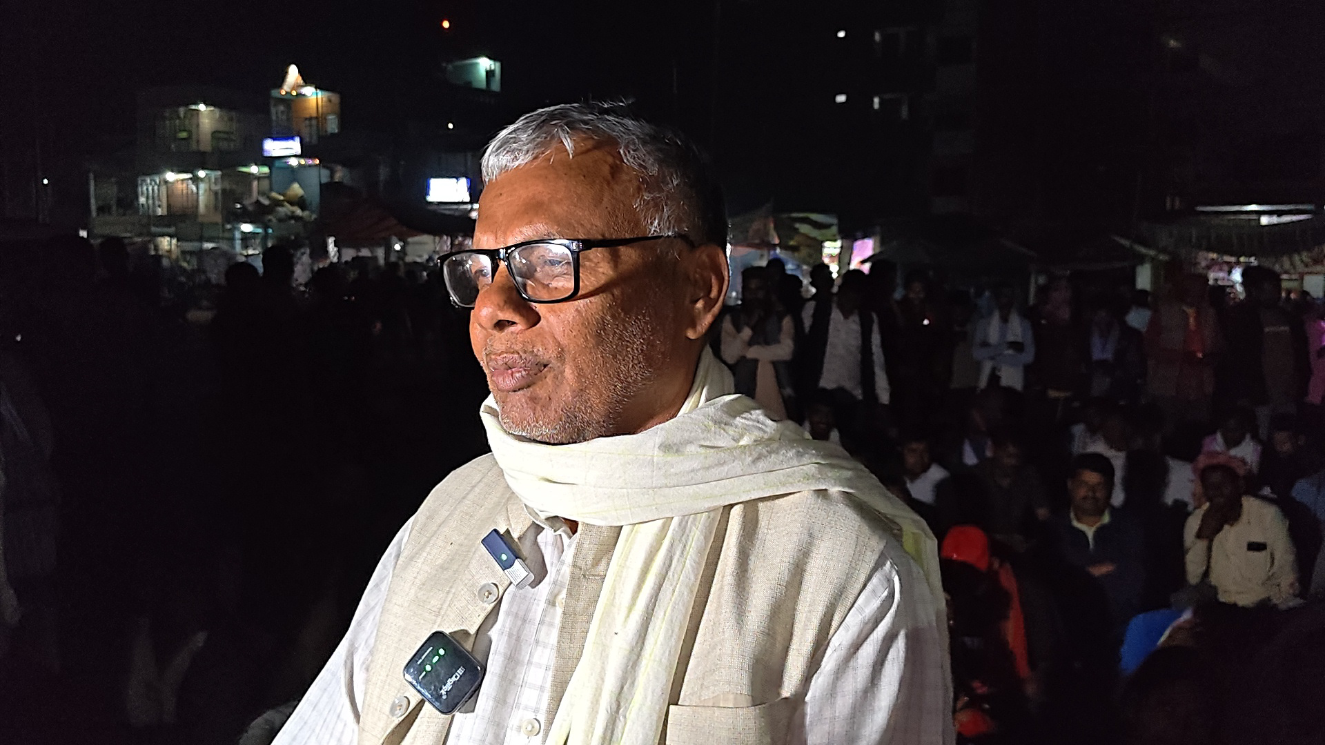 यादवले निर्वाचन आयोगले दोहोरो चरित्र देखाउन खोजेको आरोप लगाए