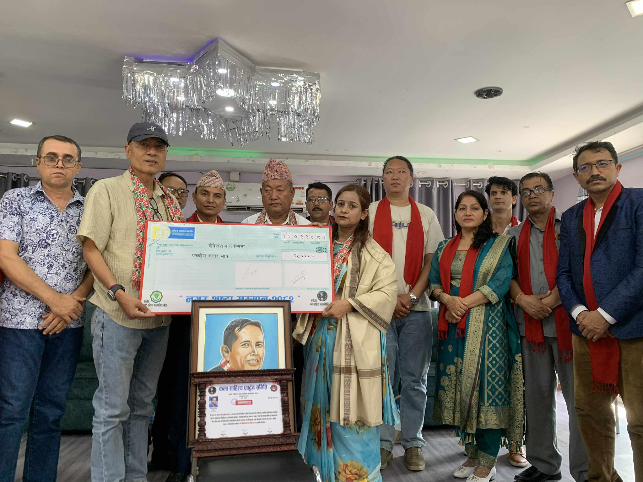 पथरी शनिश्चरेका लेखक दिपेन्द्रराज तिम्सिनालाई मरणोपरान्त स्रष्टा सम्मान