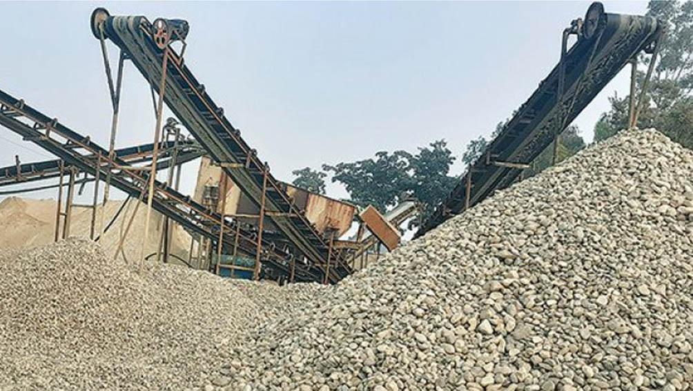 मोरङका क्रसर उद्योगमा एक्सनः मिक्लाजुङको देवीथान कङ्क्रिट उद्योग सिल
